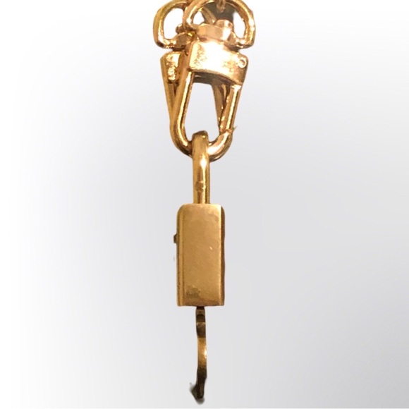 LOUIS VUITTON Lock and Key 🔐 #224 With 8” Chain - Picture 7 of 8